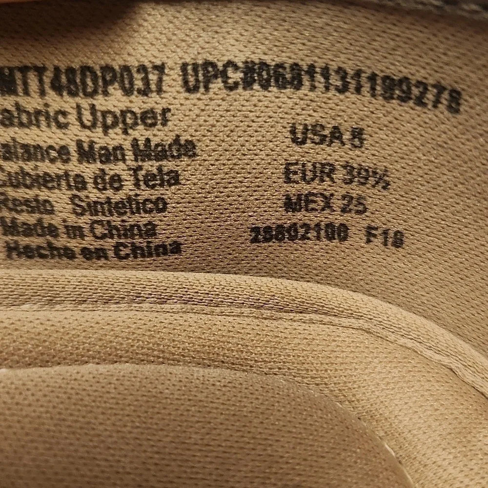 Time and Tru Shoes Womens Size 8 flats light brown Pointe Toe